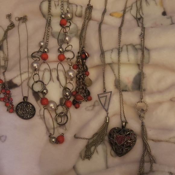 Jewelry - Picture 4 of 4